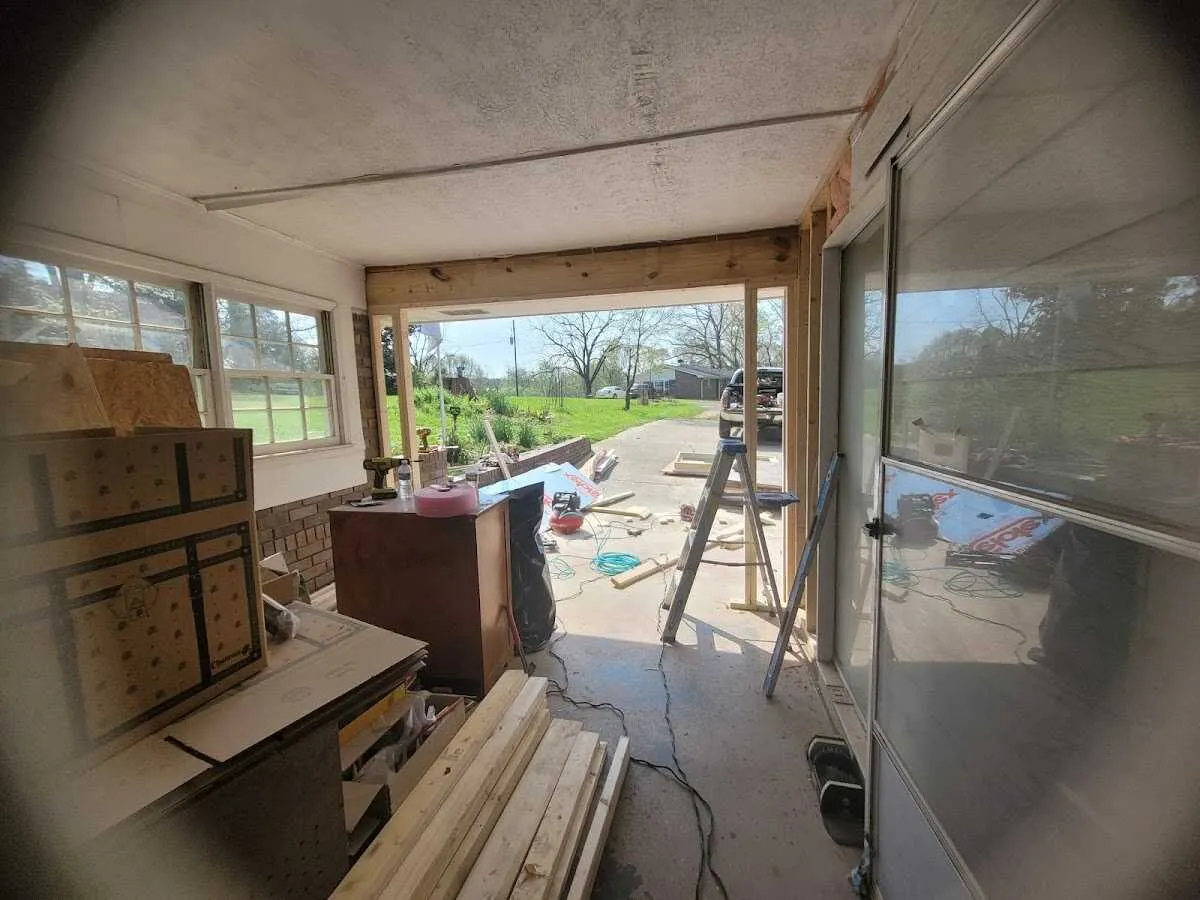 Air movers and dehumidifier for Drying & Dehumidification in Adelanto